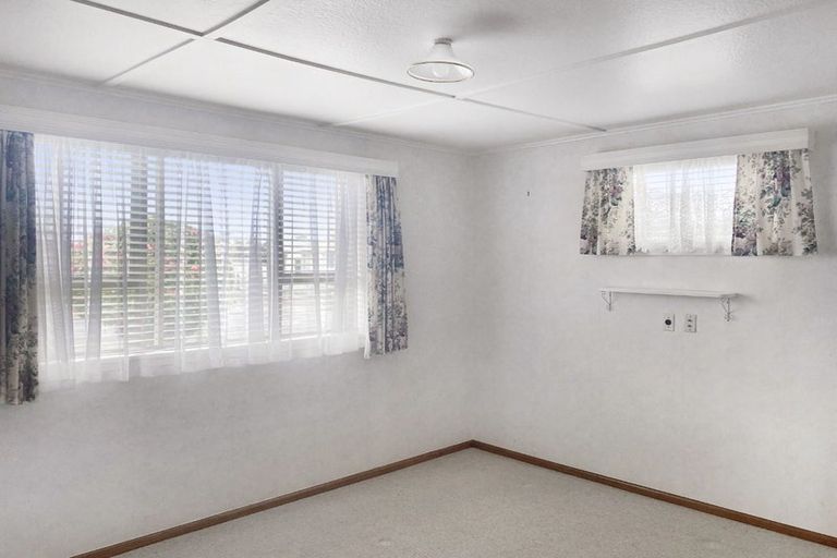 Photo of property in 1209 Norfolk Crescent, Mayfair, Hastings, 4122