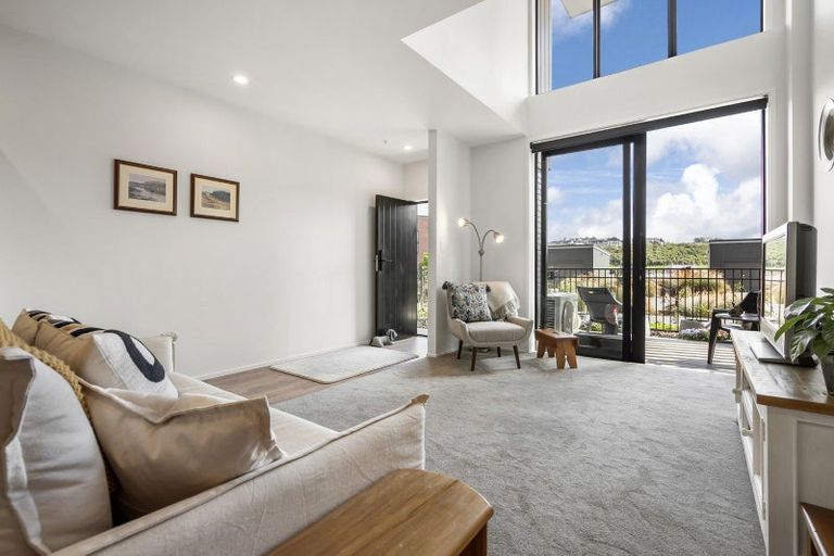 Photo of property in 8/28 Pennant Street, Long Bay, Auckland, 0630