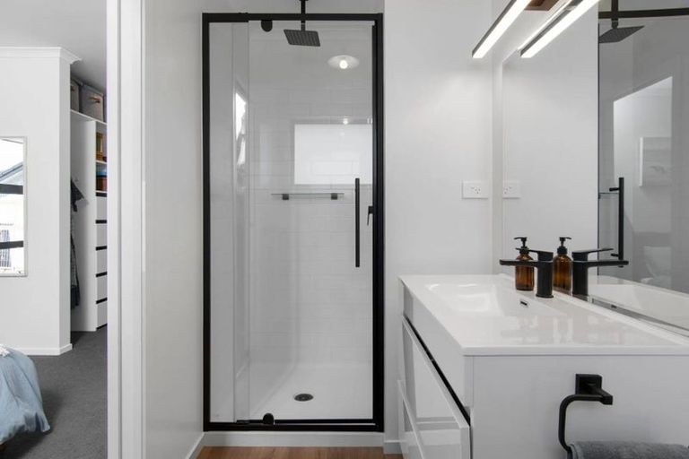 Photo of property in 2 Stingray Drive, Omokoroa, 3114