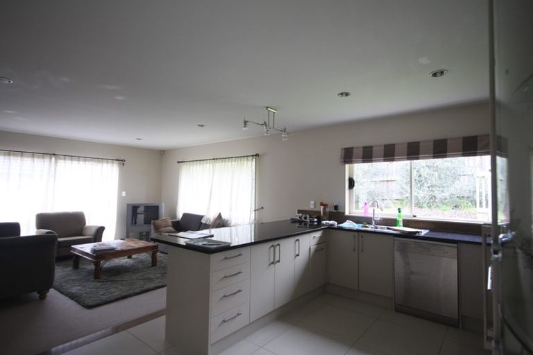 Photo of property in 7 Kunzea Place, Greenhithe, Auckland, 0632