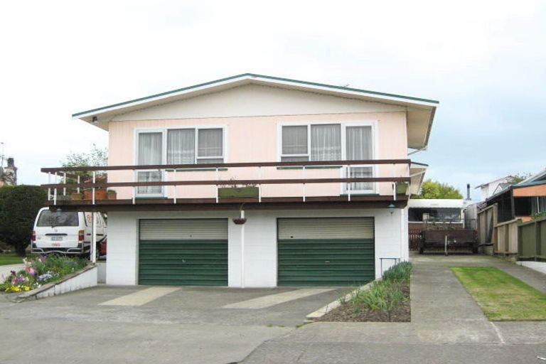 Photo of property in 11 Beach Road, Haumoana, 4102