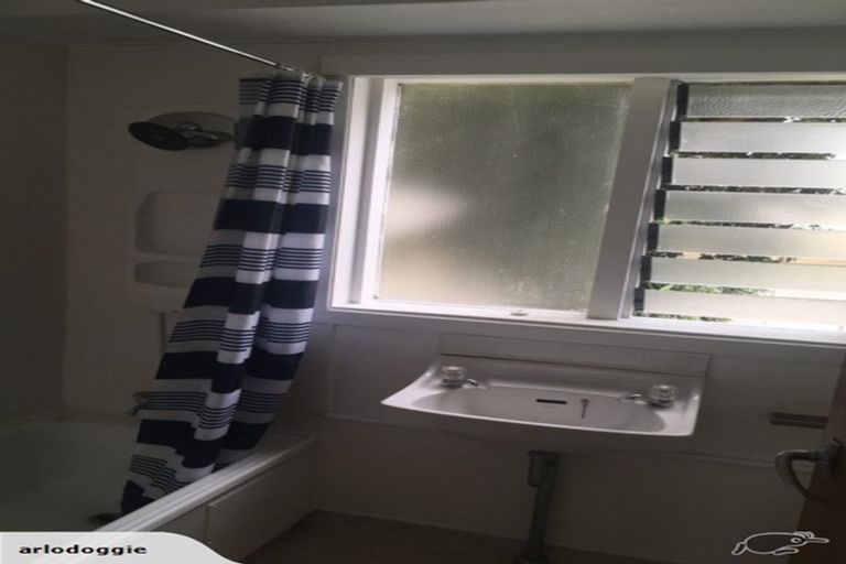 Photo of property in 3/131 Glenmore Street, Kelburn, Wellington, 6012