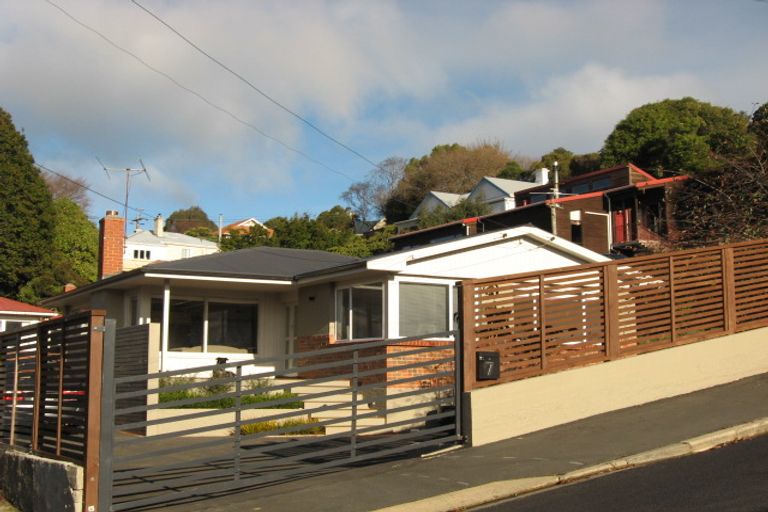 Photo of property in 7 Crosby Street, Mornington, Dunedin, 9011