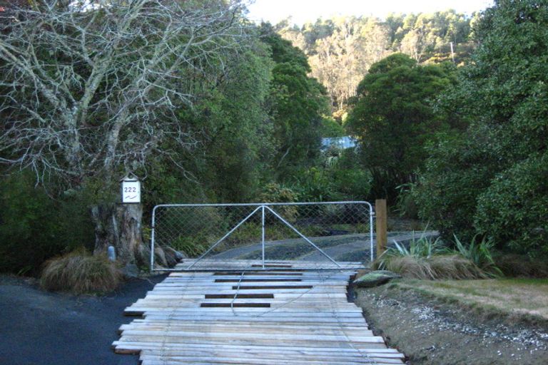 Photo of property in 222 Doctors Point Road, Waitati, 9085