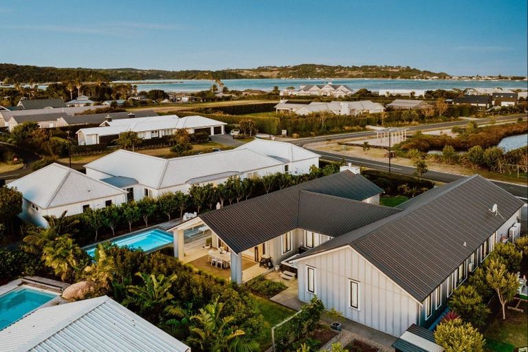 Photo of property in 4 Oystercatcher Lane, Point Wells, Warkworth, 0986