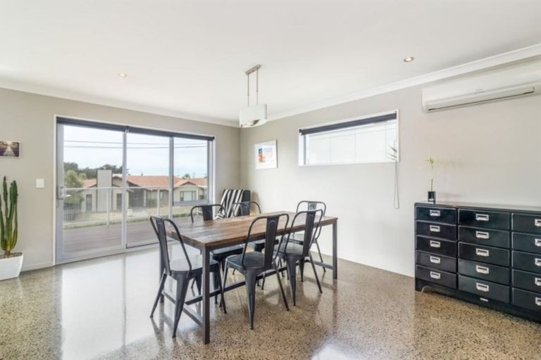 Photo of property in 1b Aston Drive, Waimairi Beach, Christchurch, 8083