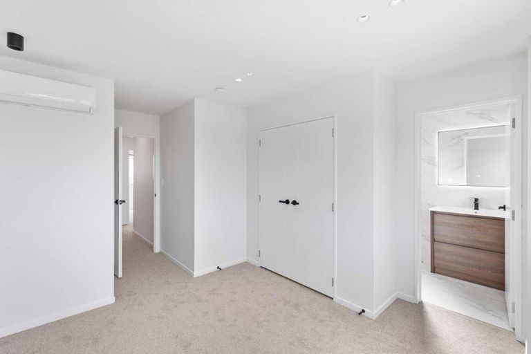 Photo of property in 20b Makomako Drive, Orewa, 0931