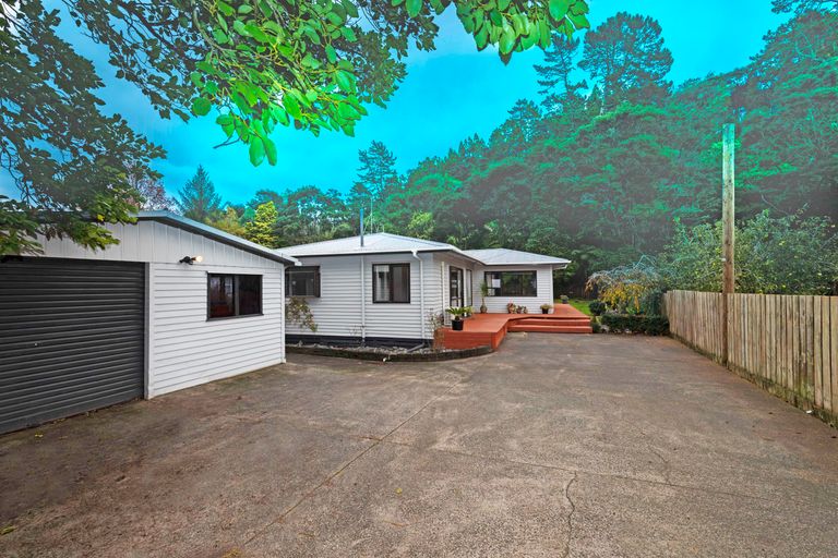 Photo of property in 21a Birdwood Road, Swanson, Auckland, 0612