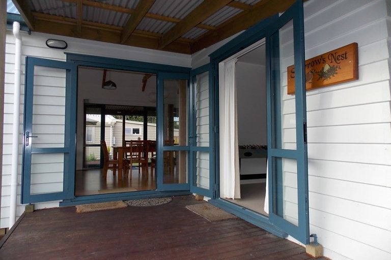 Photo of property in 36d Florance Avenue, Russell, 0202