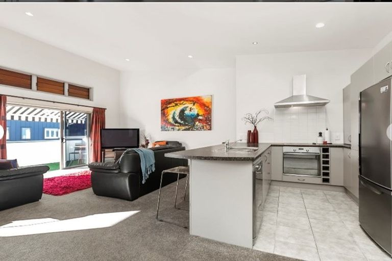 Photo of property in 40f Miro Street, Mount Maunganui, 3116