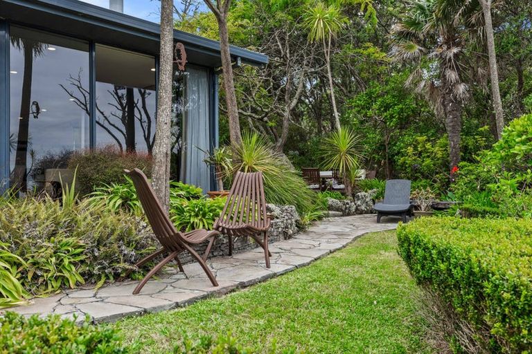 Photo of property in 75 Cliff Road, Torbay, Auckland, 0630