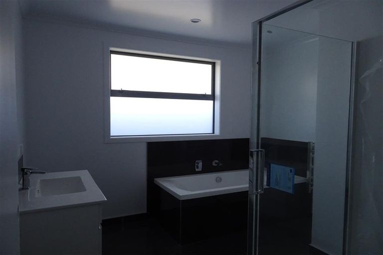 Photo of property in 7 Fuller Street, Papamoa Beach, Papamoa, 3118