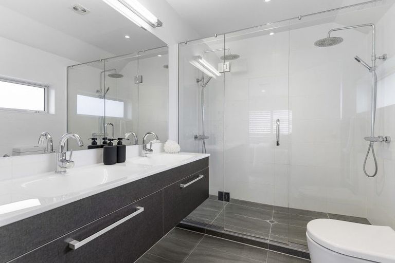 Photo of property in 15 Lavender Court, St Johns, Auckland, 1072