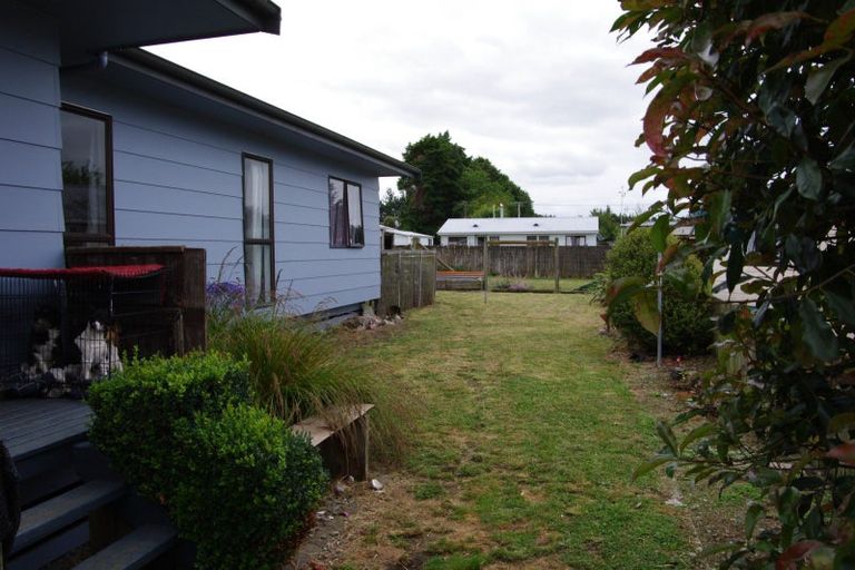 Photo of property in 29 Charles Street, Takapau, 4203