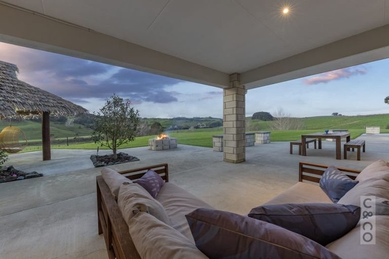 Photo of property in 1242 State Highway 16, Waimauku, 0883