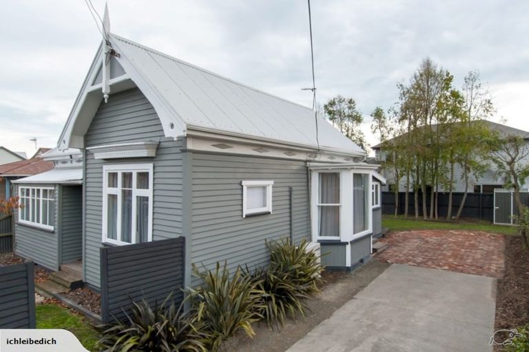 Photo of property in 513 Barbadoes Street, Edgeware, Christchurch, 8013