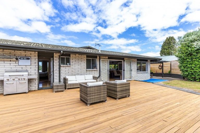 Photo of property in 106 Taupo View Road, Taupo, 3330