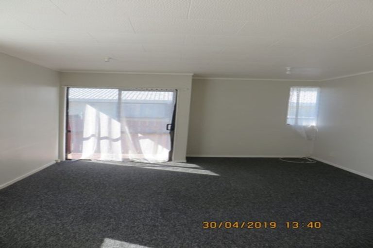 Photo of property in 2/85a Tidal Road, Mangere, Auckland, 2022