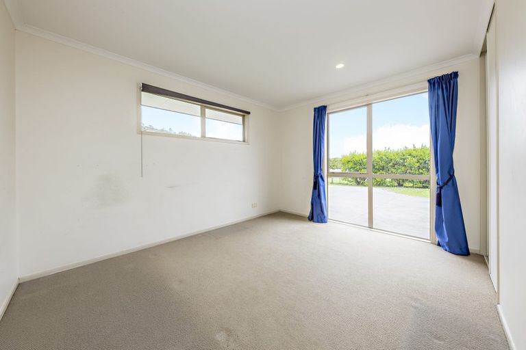 Photo of property in 57 Old Barn Road, Opaheke, Papakura, 2584