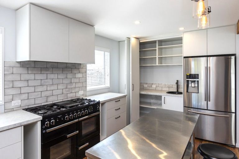 Photo of property in 96 Leistrella Road, Hoon Hay, Christchurch, 8025