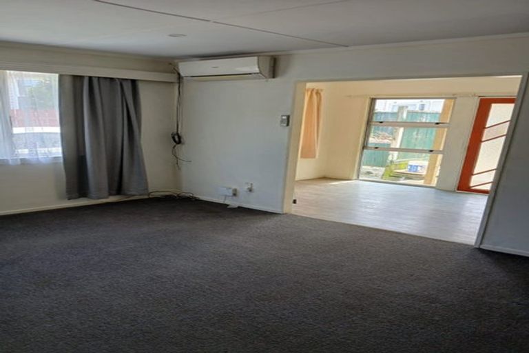 Photo of property in 22 Kairanga Crescent, Wainuiomata, Lower Hutt, 5014