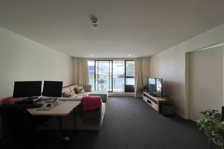 Photo of property in The Mews, 4/8 Basque Road, Eden Terrace, Auckland, 1021