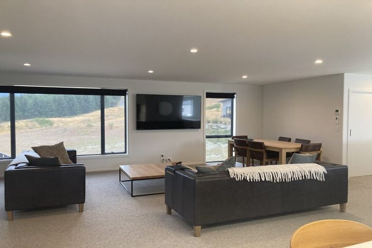 Photo of property in 30 Kirimoko Crescent, Wanaka, 9305