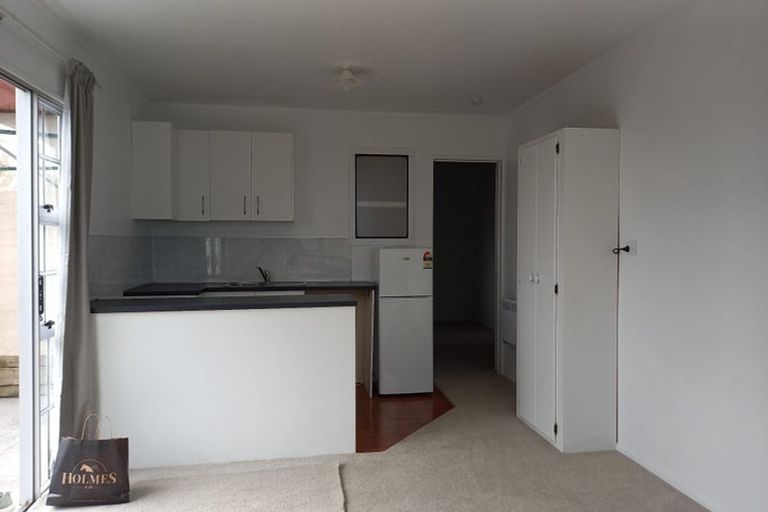 Photo of property in 51 Carey Street, Maeroa, Hamilton, 3200