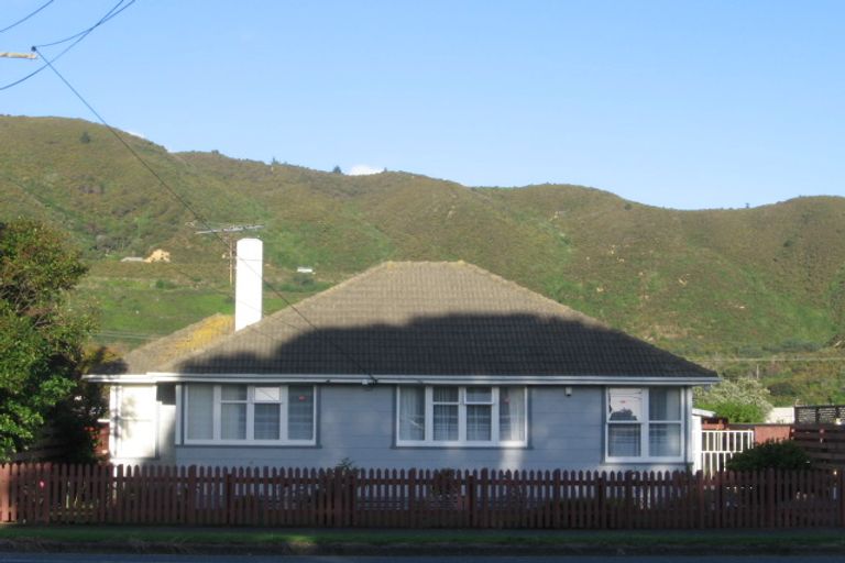 Photo of property in 1130 High Street, Taita, Lower Hutt, 5011