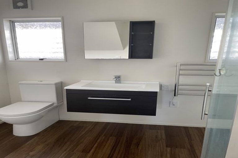 Photo of property in 1/10 Trident Place, Shelly Park, Auckland, 2014