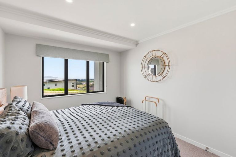 Photo of property in 11 Wilson Way, Waikanae, 5036