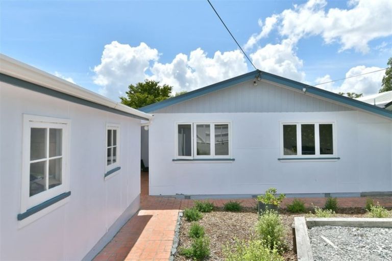 Photo of property in 12 Foster Crescent, Snells Beach, 0920