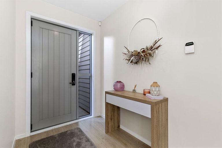 Photo of property in 42 Huarahi Pai Road, Huapai, Kumeu, 0810