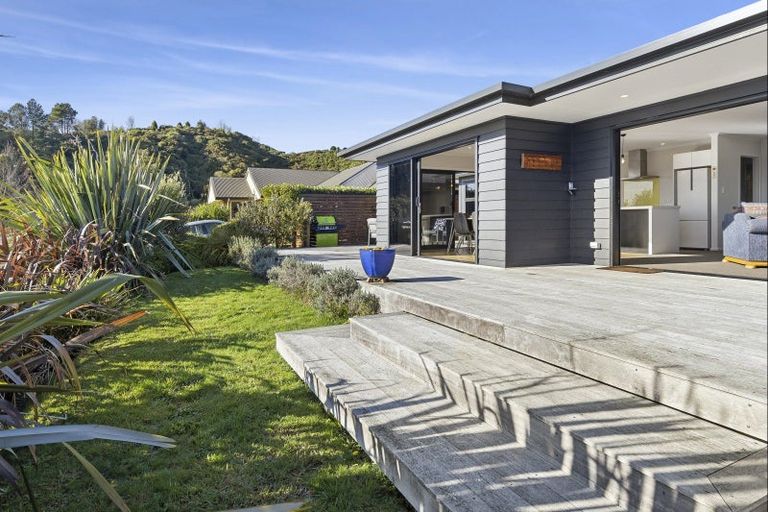 Photo of property in 73a Richmond Road, Pohara, Takaka, 7183