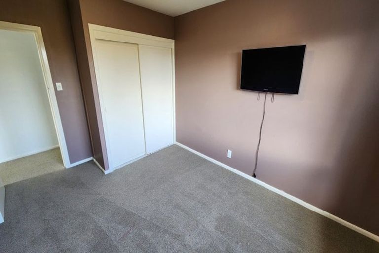 Photo of property in 1/19 Sturrocks Road, Redwood, Christchurch, 8051