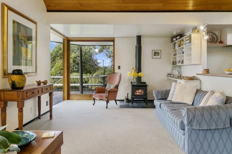 Photo of property in 71 Hauraki Terrace, Pukawa Bay, Turangi, 3381