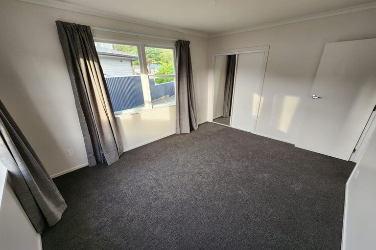 Photo of property in 35 Meremere Street, Wainuiomata, Lower Hutt, 5014