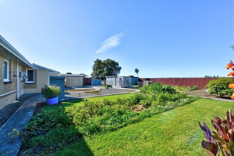 Photo of property in 102 Ferry Road, Edendale, 9825