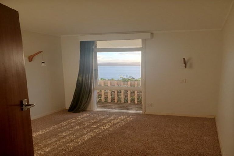 Photo of property in 39a Waitohu Road, York Bay, Lower Hutt, 5013
