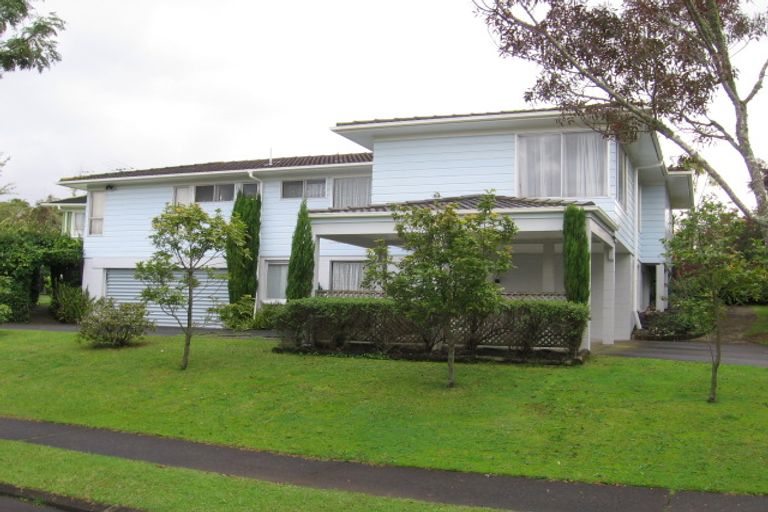 Photo of property in 1 Pennycook Place, Sunnyhills, Auckland, 2010