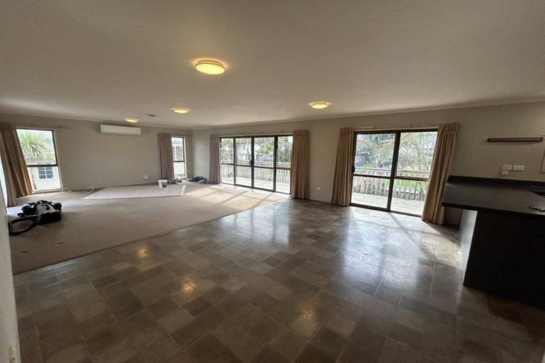 Photo of property in 1050 Papamoa Beach Road, Papamoa Beach, Papamoa, 3118