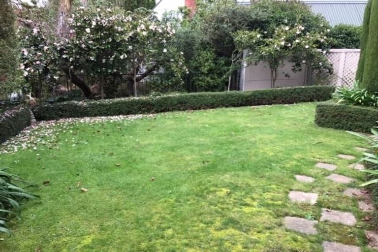 Photo of property in 2/37 Poynder Avenue, Merivale, Christchurch, 8014