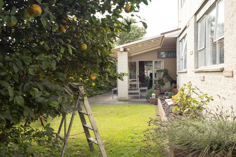 Photo of property in 11 Travis Street, Taradale, Napier, 4112