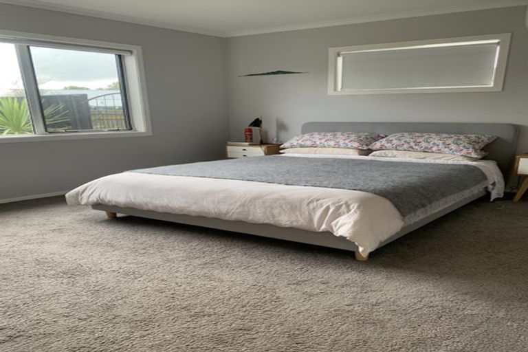 Photo of property in 16a Malcolm Street, Martinborough, 5711