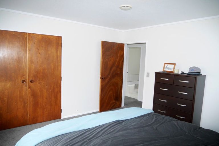 Photo of property in 22 Rosewood Place, Paraparaumu, 5032