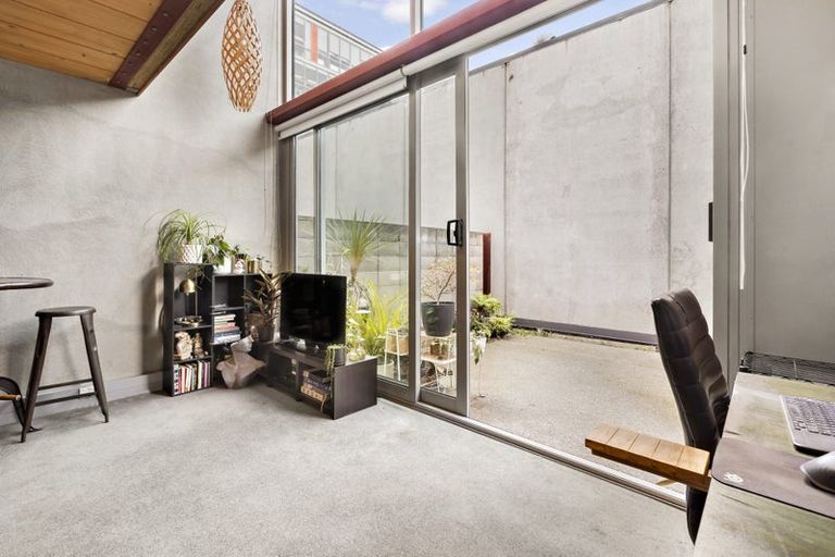 Photo of property in Tattoo Apartments, 13/42 Abel Smith Street, Te Aro, Wellington, 6011