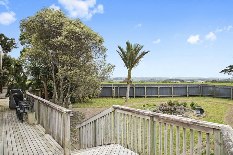 Photo of property in 30 Kotuku Road, Otaua, Waiuku, 2682