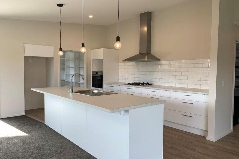 Photo of property in 12 Sawdon Street, Wanaka, 9305