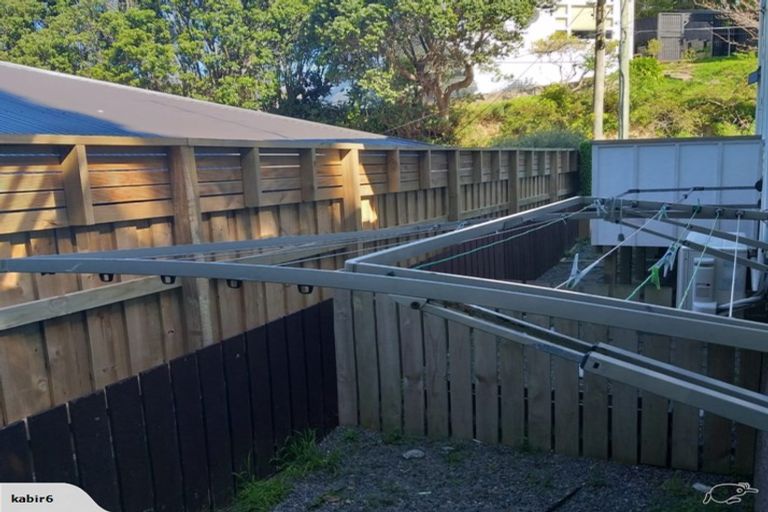 Photo of property in 12c Tyne Street, Island Bay, Wellington, 6023