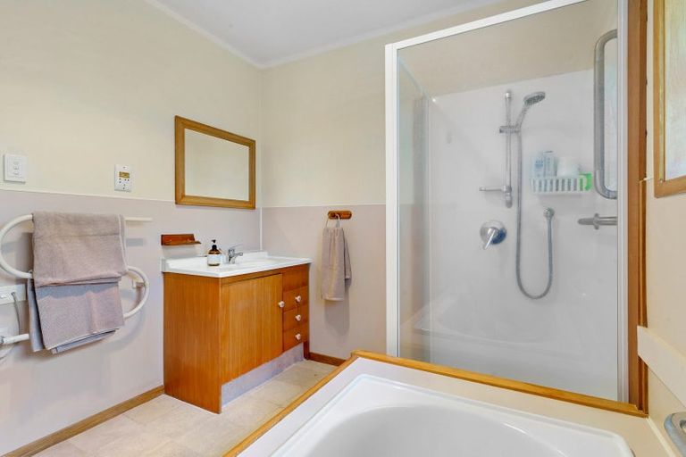 Photo of property in 55b Queen Street, Cambridge, 3434